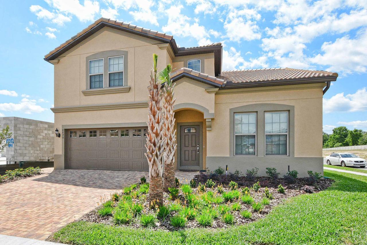 Windsor At Westside-8 Bedrooms House W/pool-3719ww