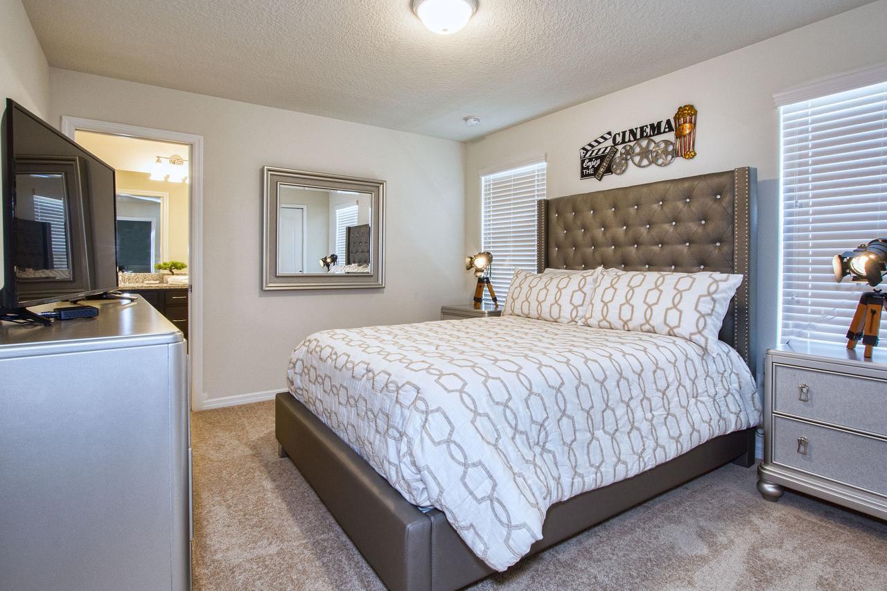 Holiday home Windsor At Westside-8 Bedrooms House W/pool-3719ww