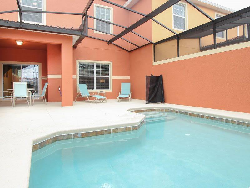 Beautiful 4 Bed 3 Bath Town With Splash Pool * Orlando