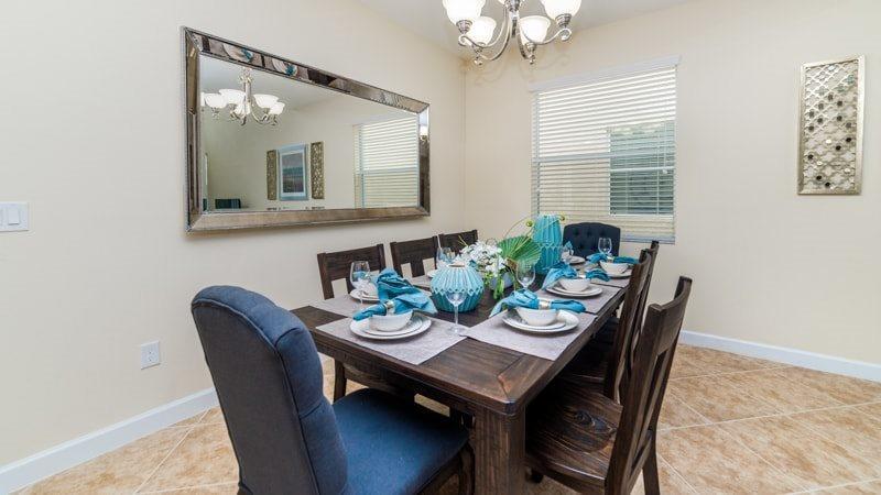 Stunning Area 5 Bedroom 5 Bath Pool Holiday home Orlando