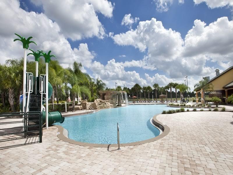 5 Bedroom 5 Bath Pool With In Paradise Palms Holiday home Orlando