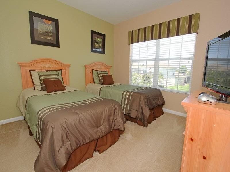 Gorgeous 5 Bedroom 5 Bath Pool Home In Windsor Hills Holiday home