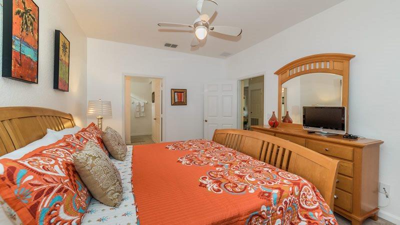 Holiday home Elegant 5 Bedroom 5 Bath Pool Home In Windsor Hills Resort *