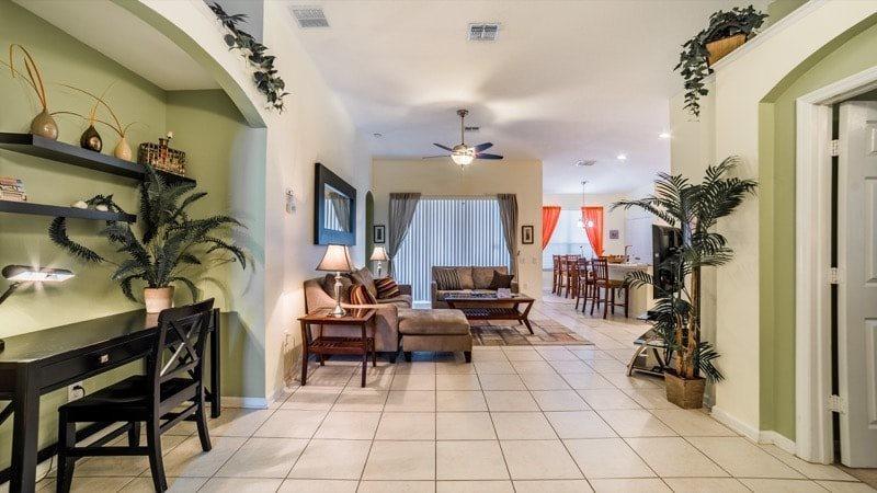 Holiday home Lovely 4 Bedroom 3 Bath Pool In Gated *