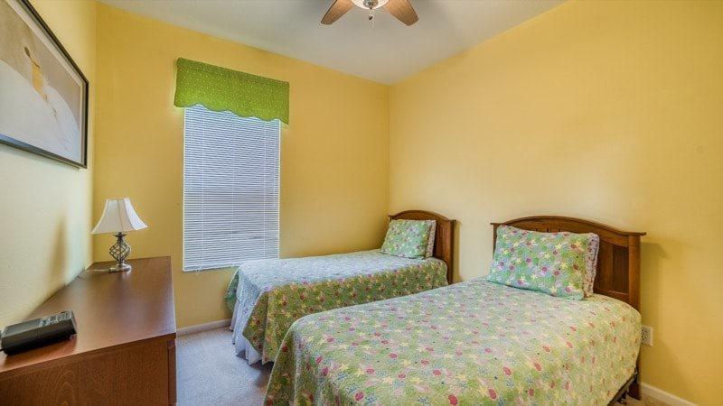Holiday home Lovely 4 Bedroom 3 Bath Pool In Gated Orlando