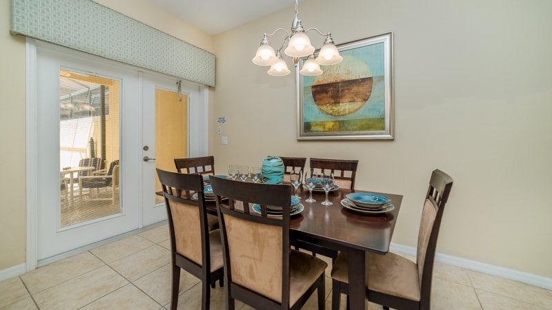 4 Bedroom 3 Bath Town With Pool In Paradise Palms Orlando