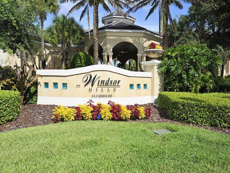 Fabulous 3 Bedroom 3 Bath Windsor Hills Townhome *