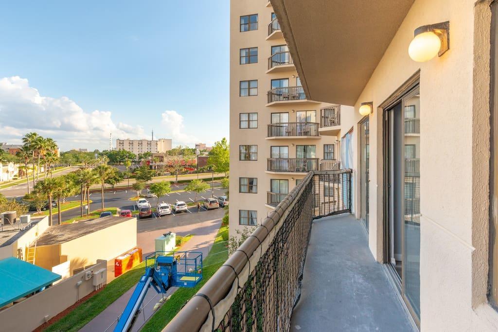 Modern Equipped Apt Best Location! * Orlando