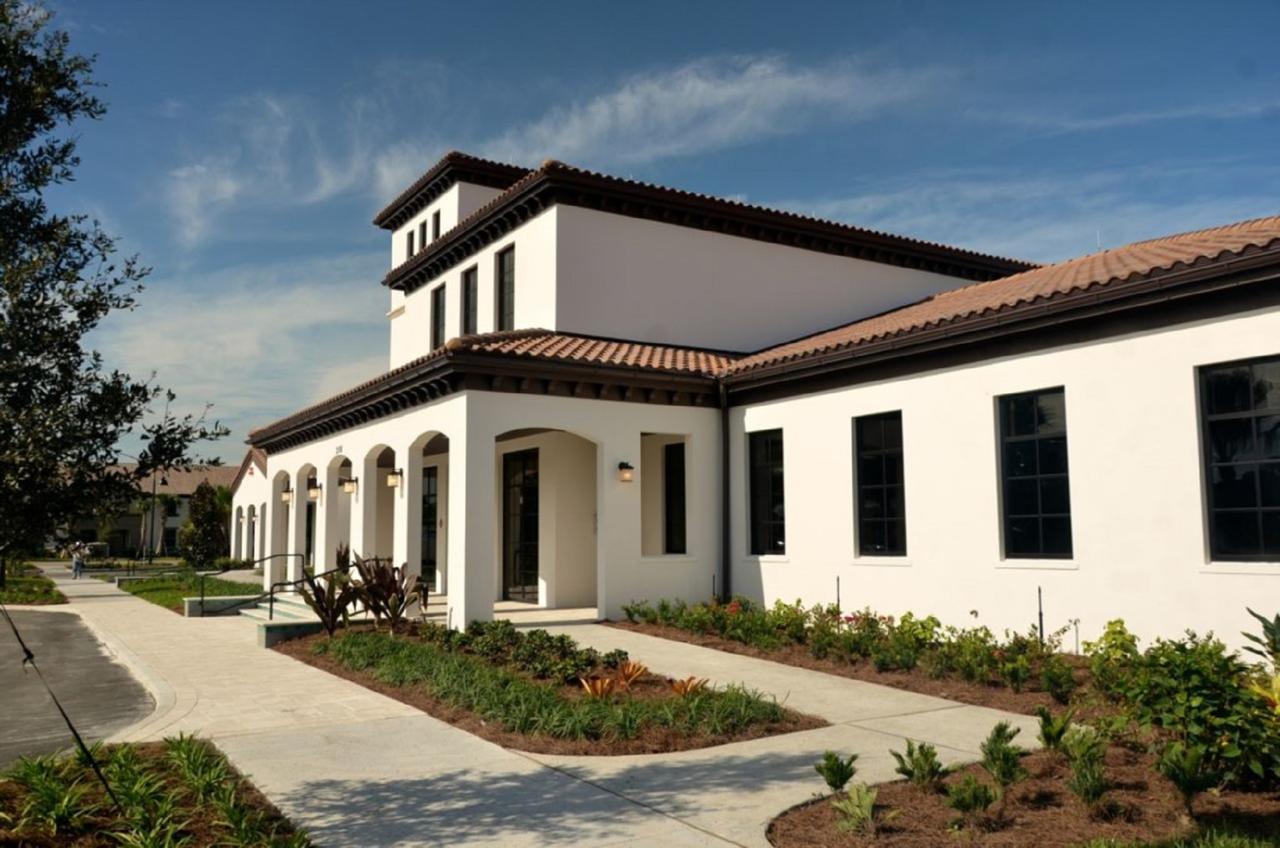 Amazing House! - Windsor At Westside - 8811md Villa