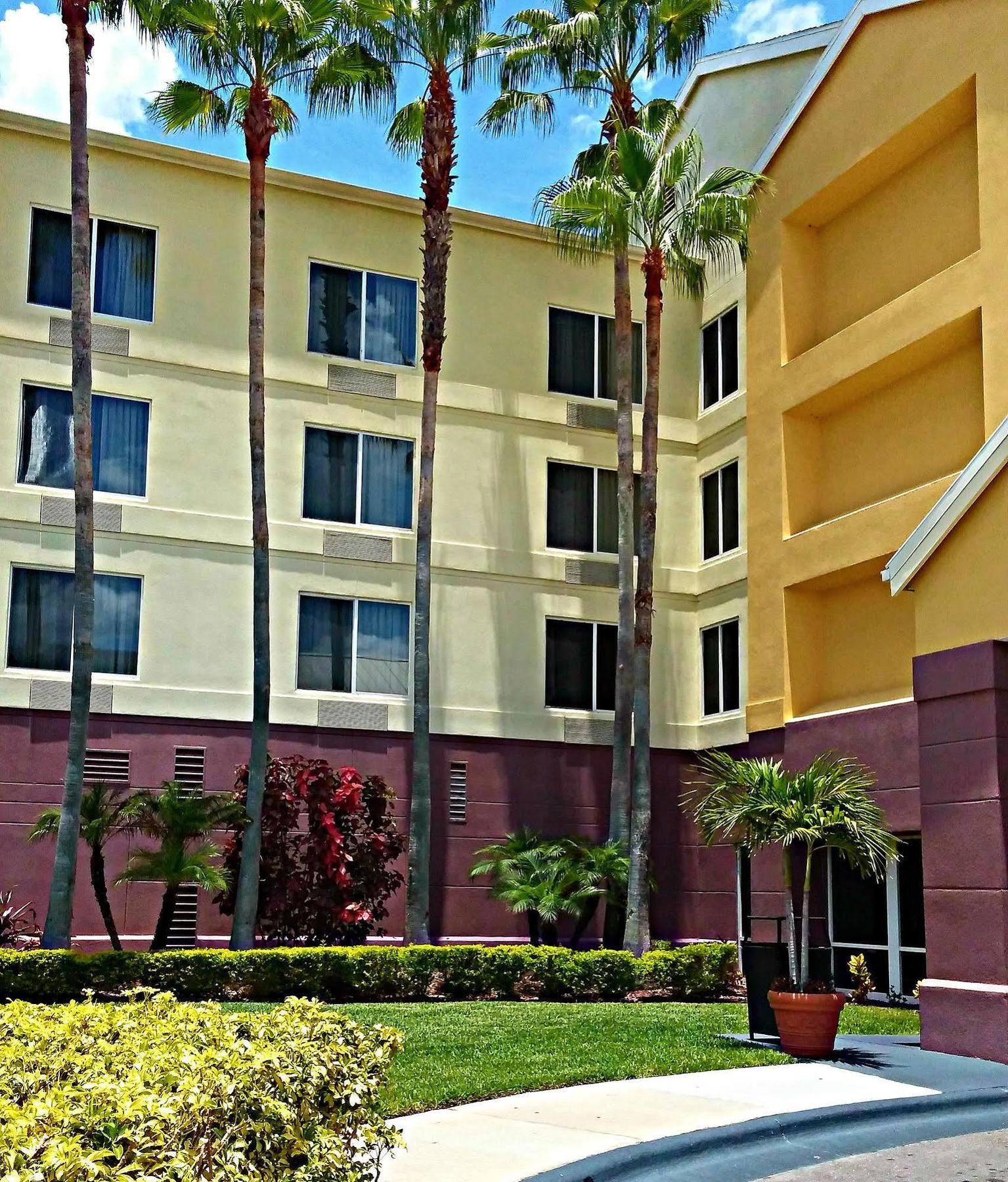Fairfield Airport Hotel