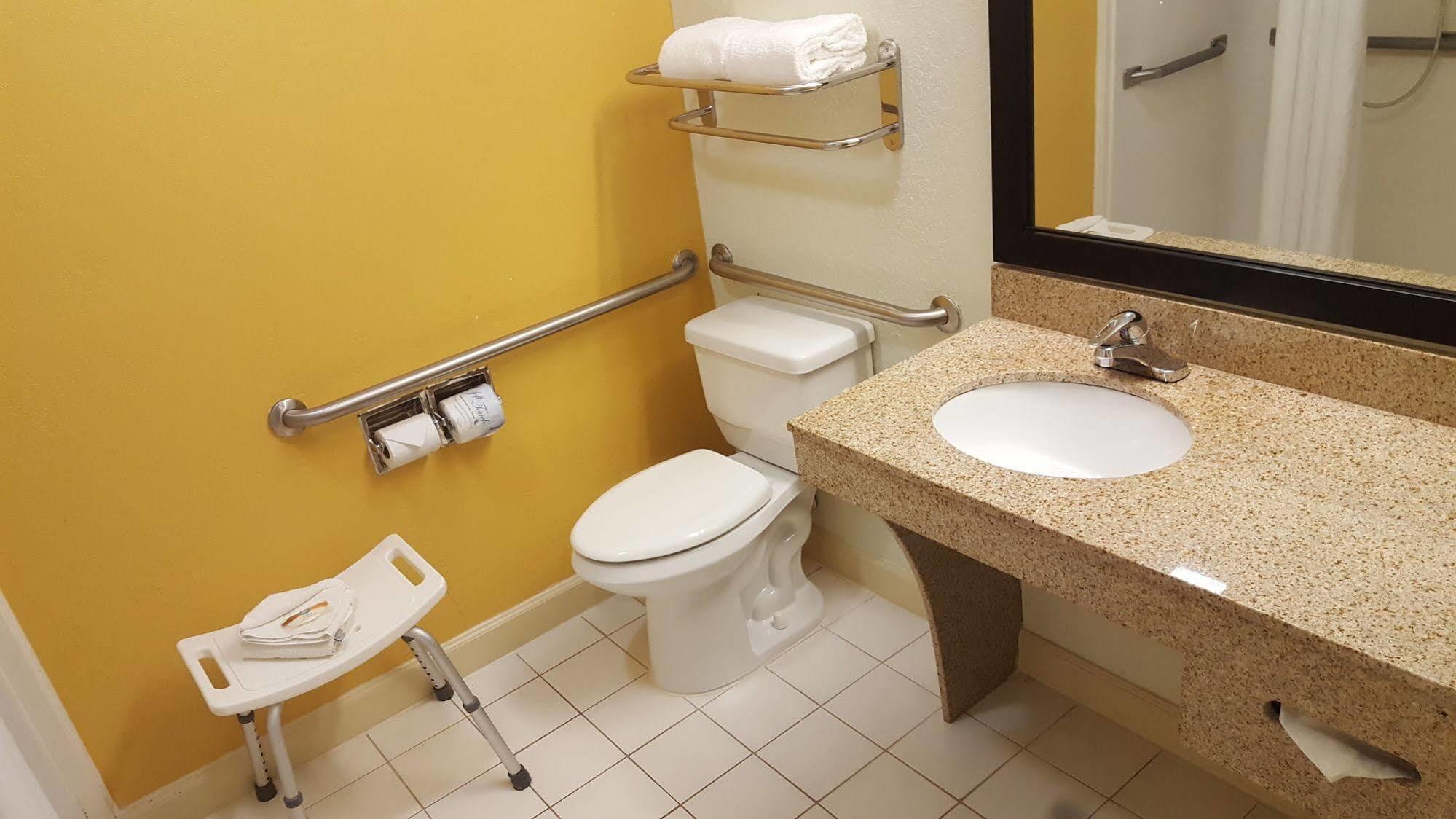 Quality & Near The Theme Parks Hotel 3*