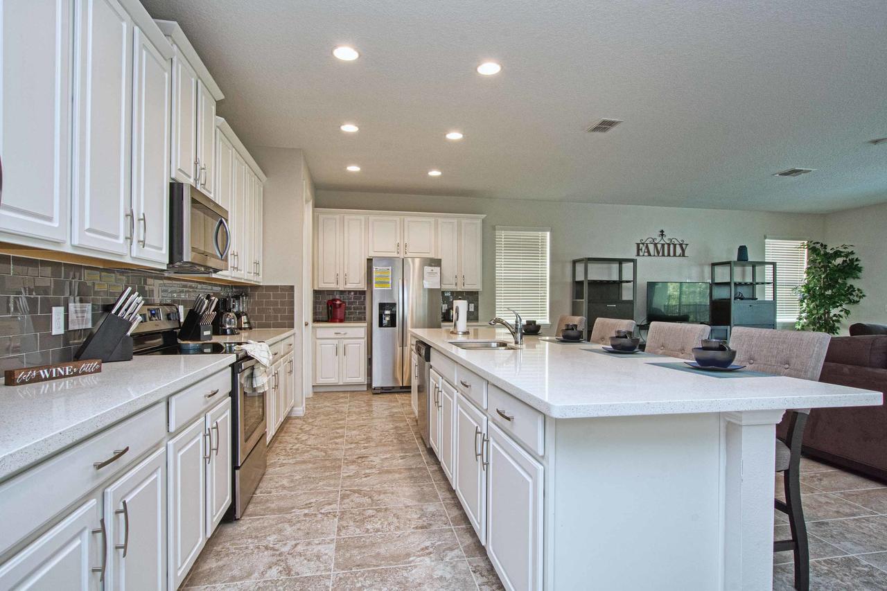 Solara - 9 Bedrooms House W/pool-8100sa Orlando
