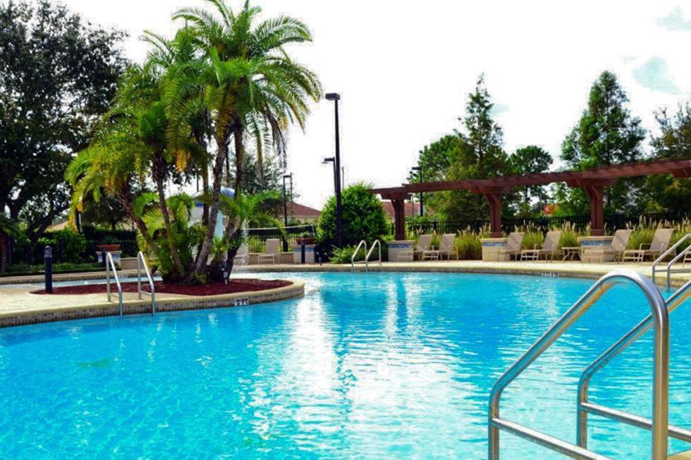 Andrade - Lucaya Village Orlando