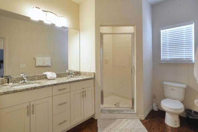 Andrade - Lucaya Village Apartment Orlando