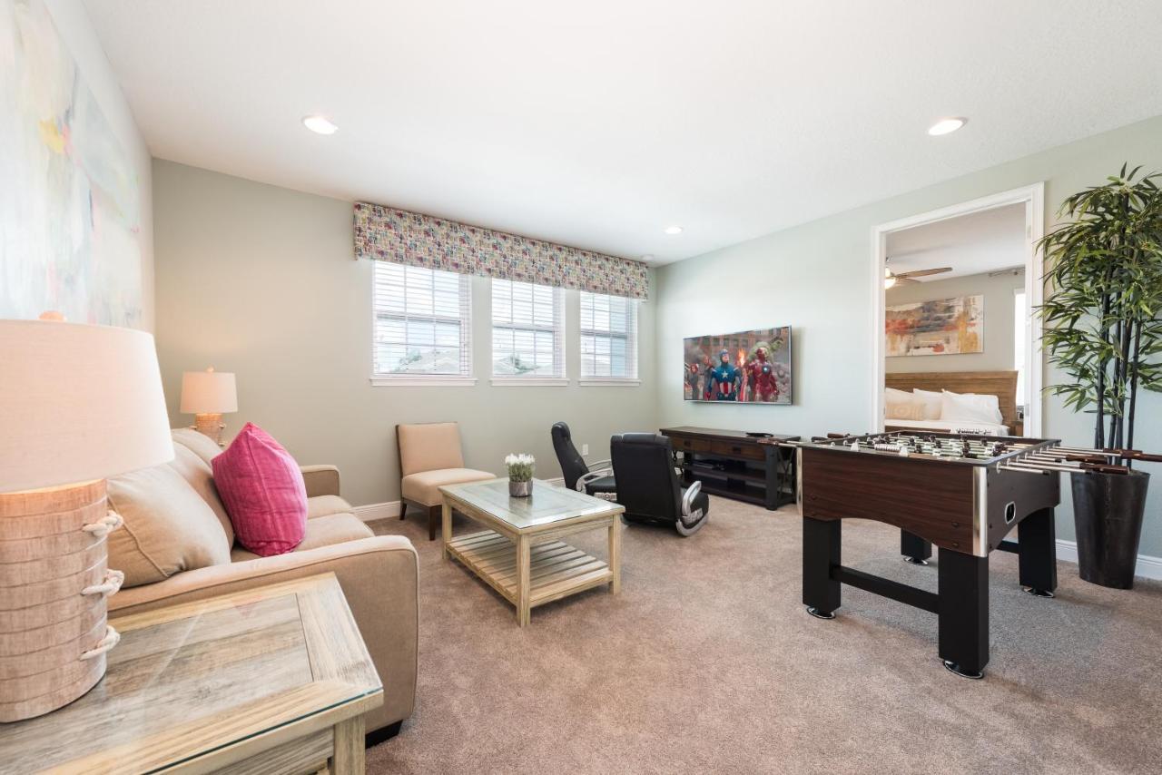 Vibrant By Rentyl Near With Private Pool, Foosball Table & Amenities - 7418m