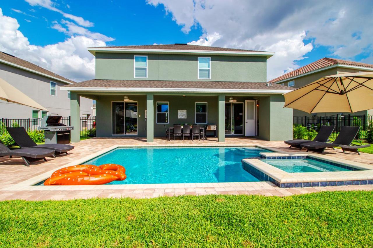 8 Bedroom Vacation With Pool 2107 *
