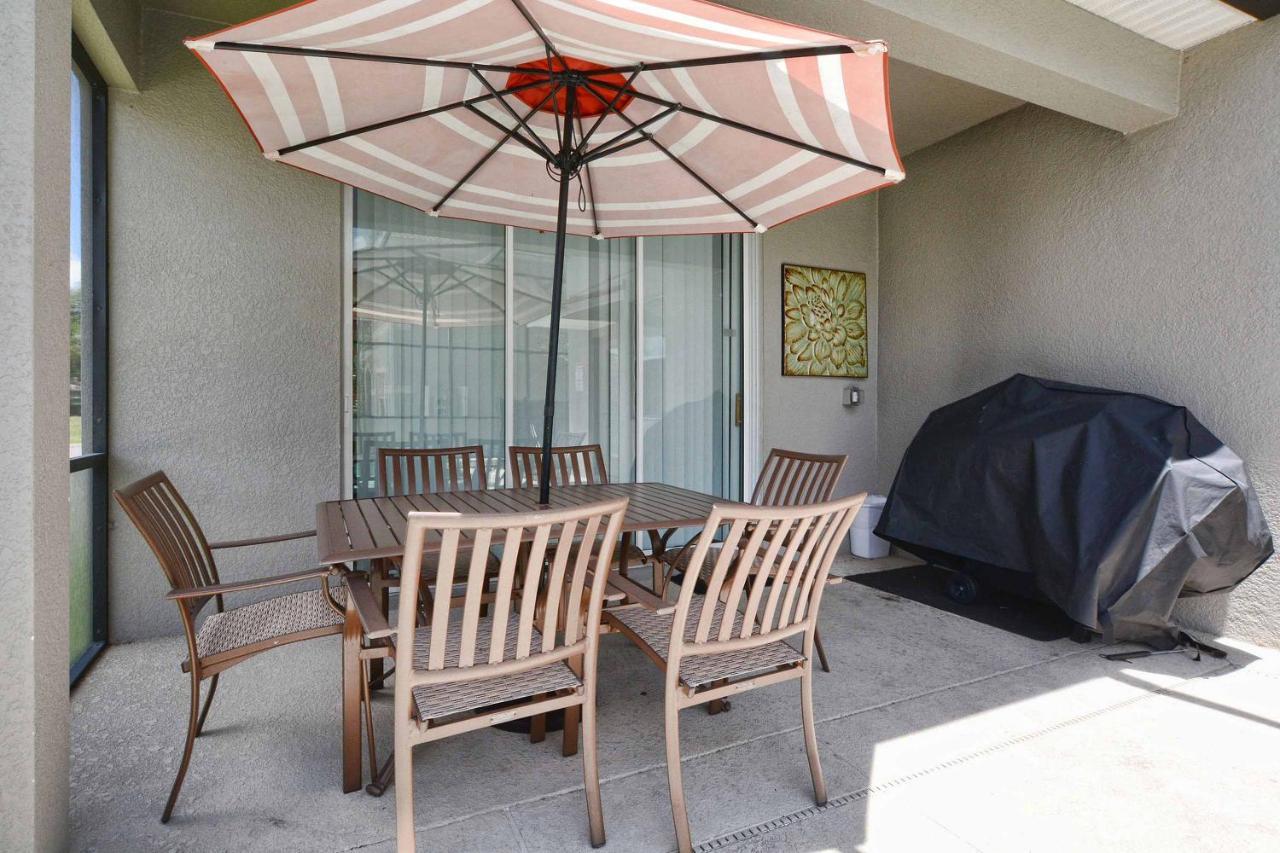 Paradise Palms- 5 Bedroom Pool Home-3191pp
