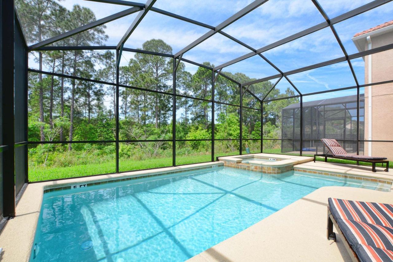 Paradise Palms- 6 Bed House W/pool-3505pp Holiday home