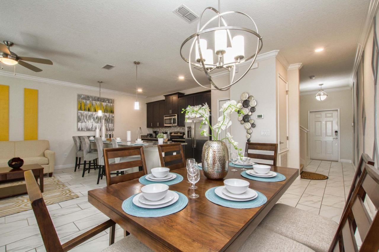 Storey Lake-4 Bedroom Townhome W/spashpool-1629st Holiday home Orlando