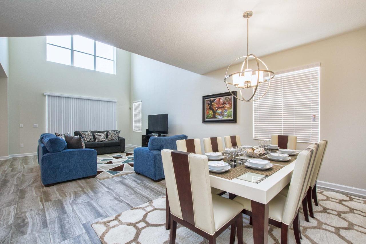 Holiday home Storey Lake-5 Bedroom Pool Home-1663st