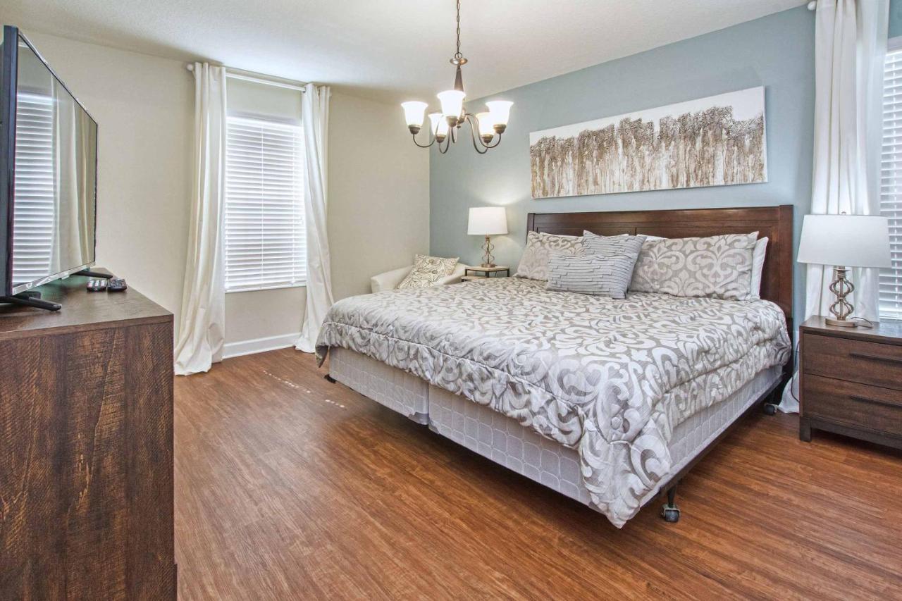Holiday home Storey Lake- 6 Bedroom Pool Home-1657st