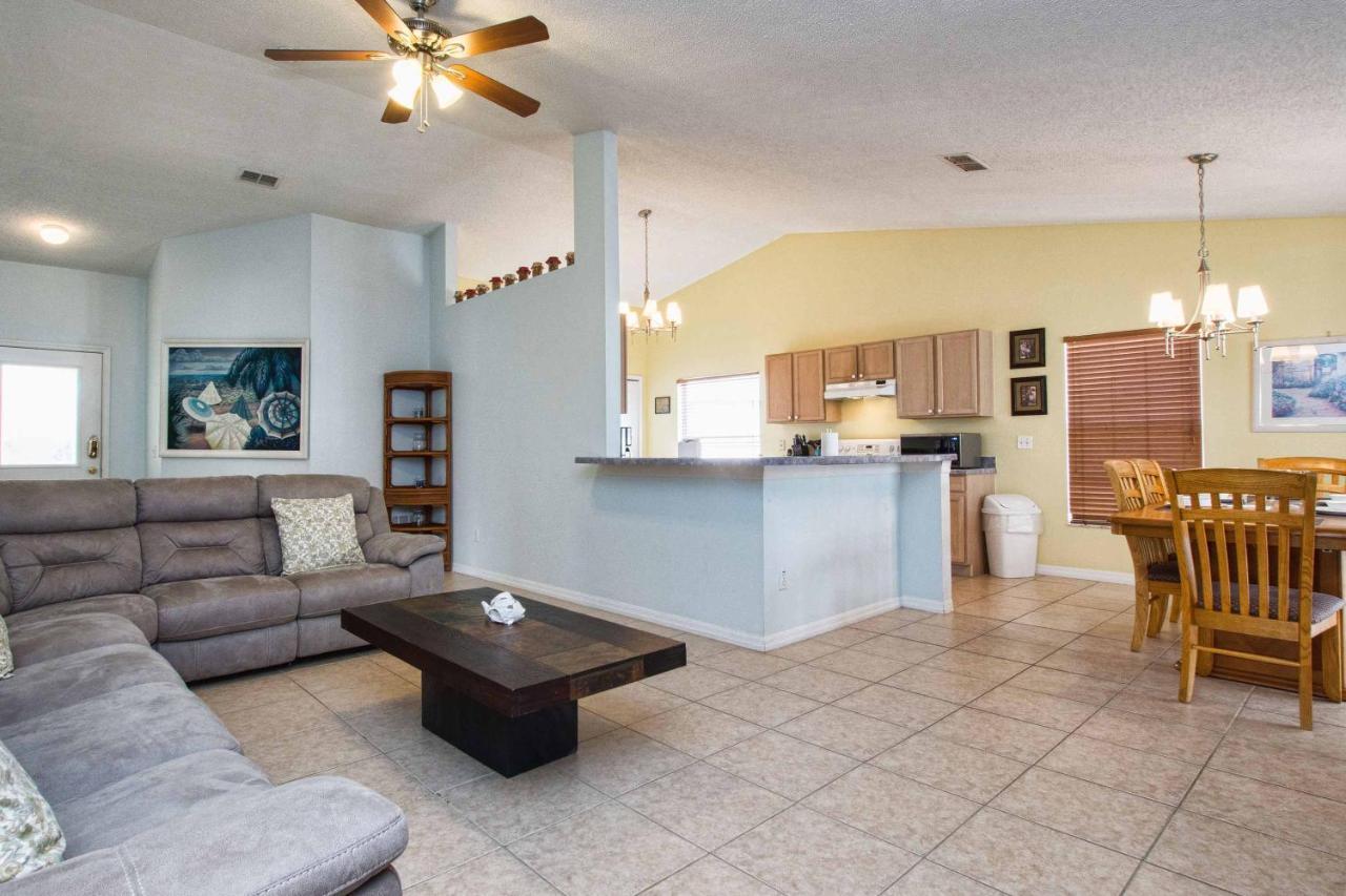 Indian Ridge- 4 Bedroom Pool Home- 2405ir