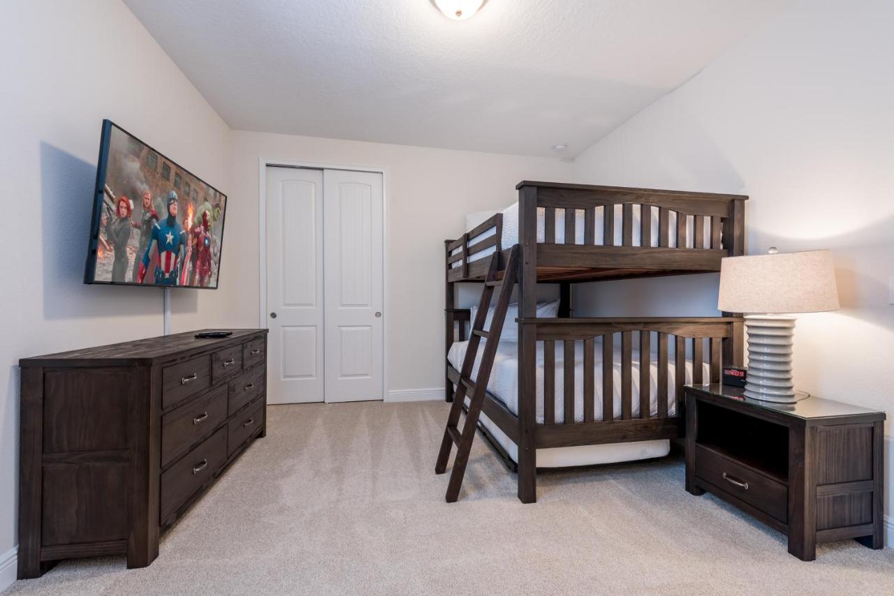 Cozy By Rentyl Near With Private Pool, Foosball Table & Amenities - 7393 Marker Orlando