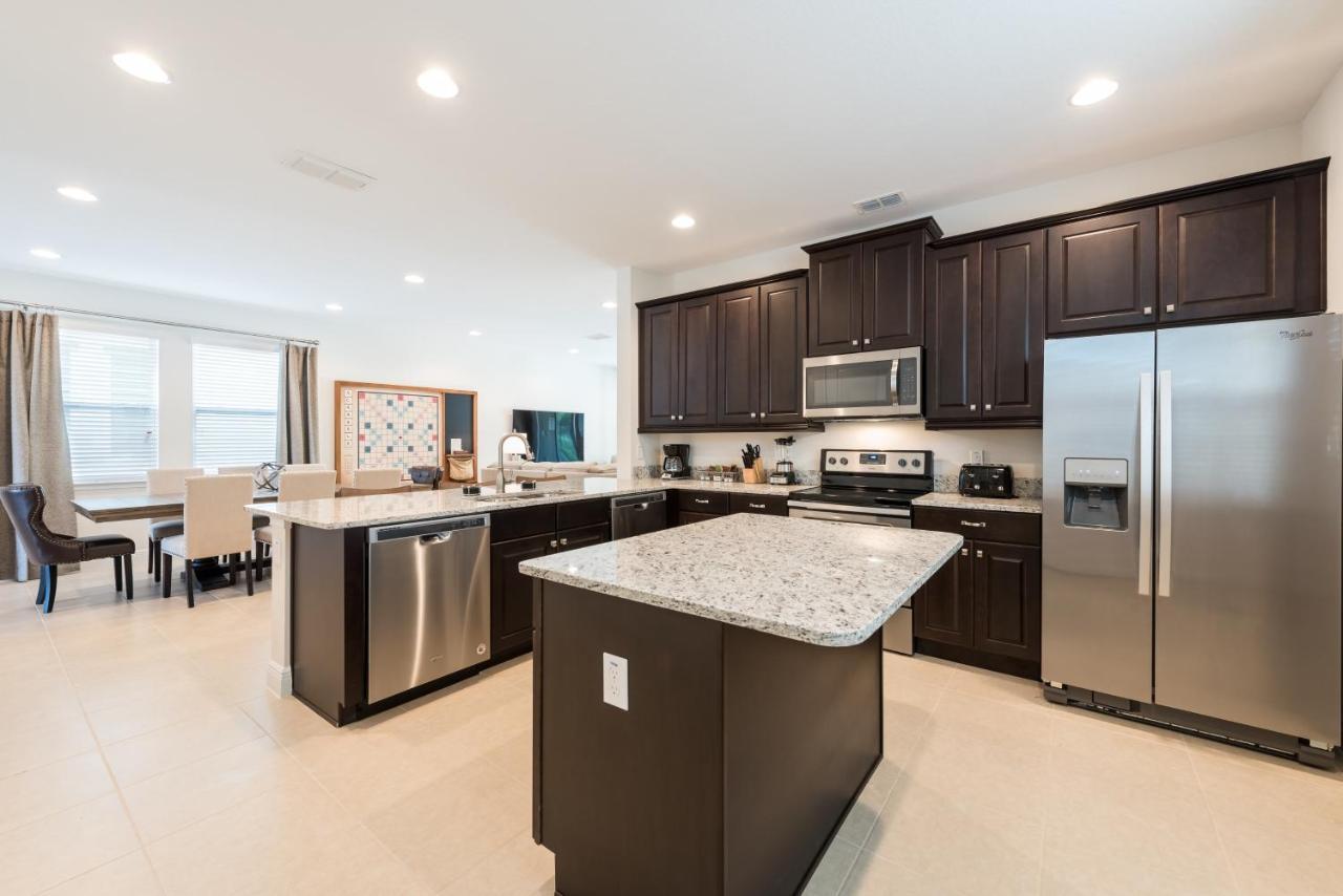 Cozy By Rentyl Near With Private Pool, Foosball Table & Amenities - 7393 Marker * Orlando