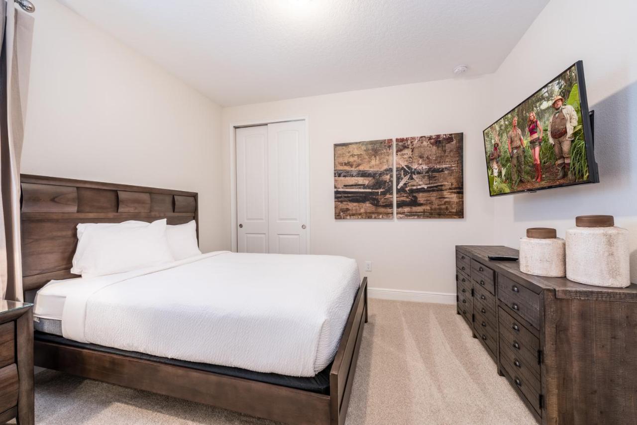 Holiday home Cozy By Rentyl Near With Private Pool, Foosball Table & Amenities - 7393 Marker