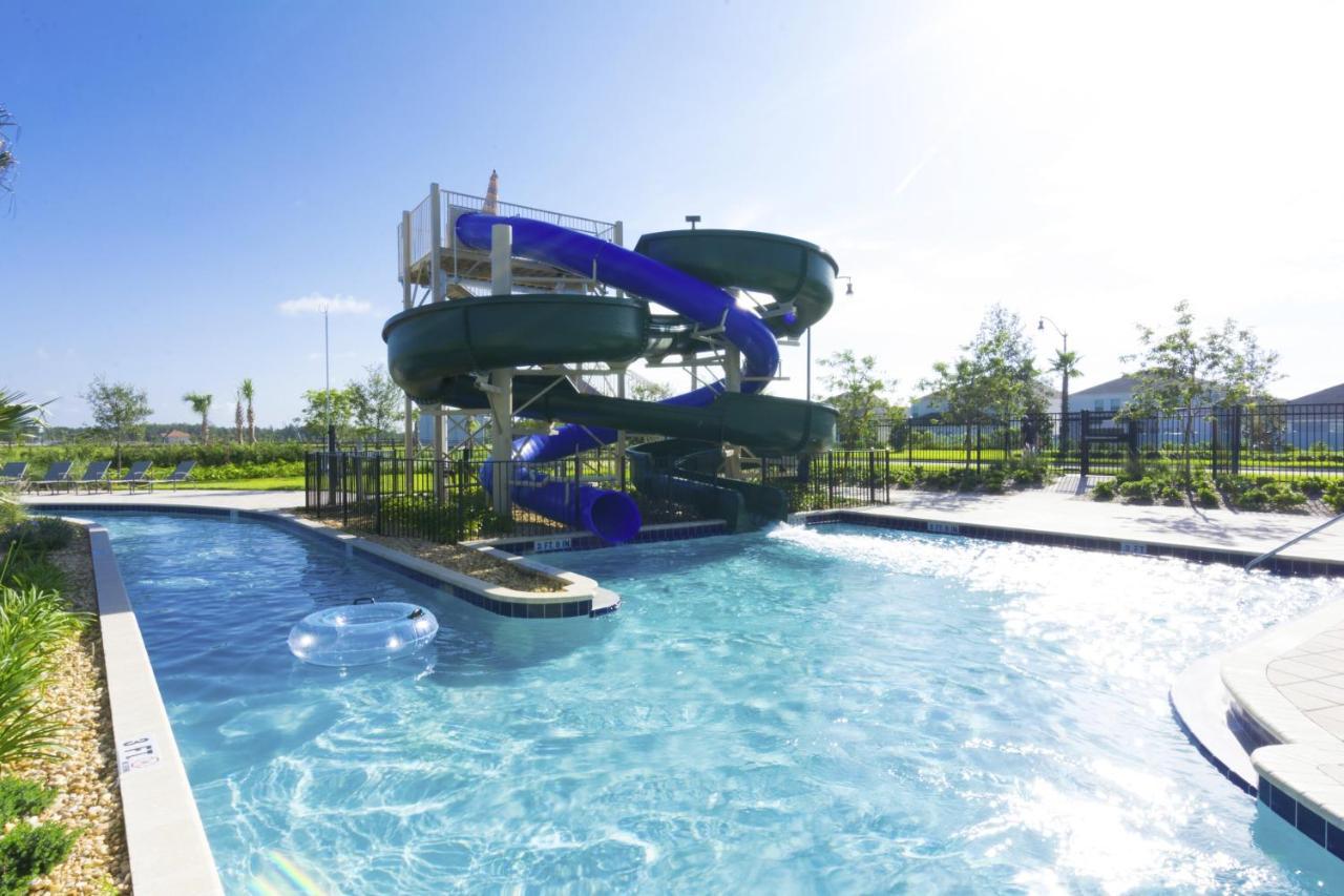 Dream Townhome With Private Pool Close To Sl4806 Holiday home