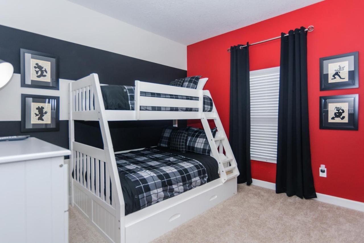 Dream Townhome With Private Pool Close To Sl4806 Holiday home