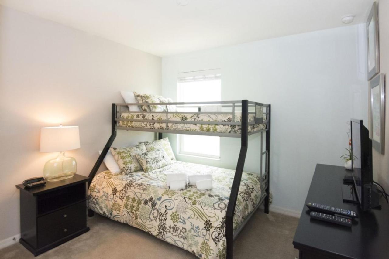 Cozy Townhome With Garage Next To Parks Cb3163 Holiday home