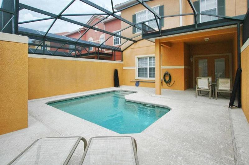Beautiful 4 Bedroom Townhouse Located In Paradise Palms * Orlando