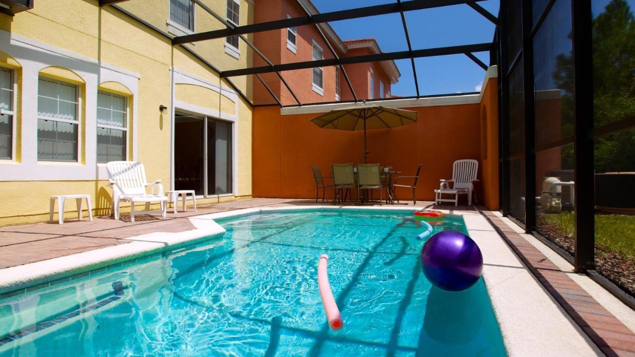 Kensington Townhome With Pool At Terra Villa
