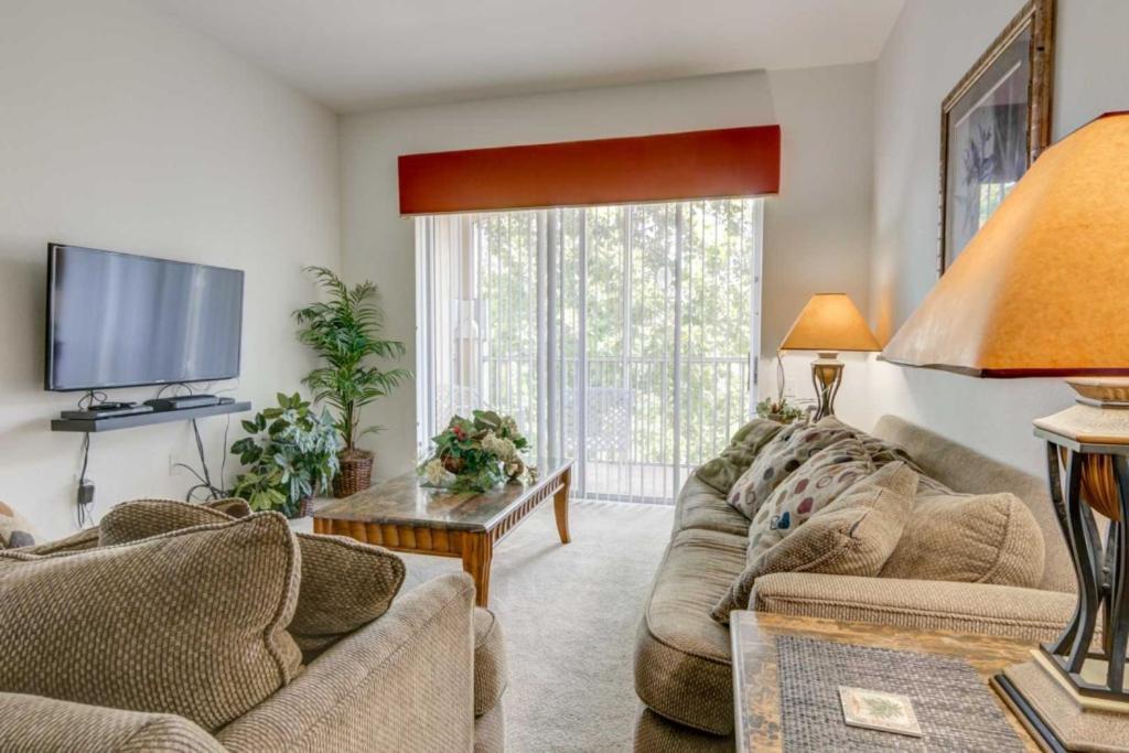 Martin's Windsor Hills - Three Bedroom Condominum 303 Apartment *