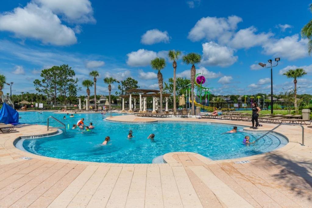 Apartment Martin's Windsor Hills - Three Bedroom Condominum 303 *