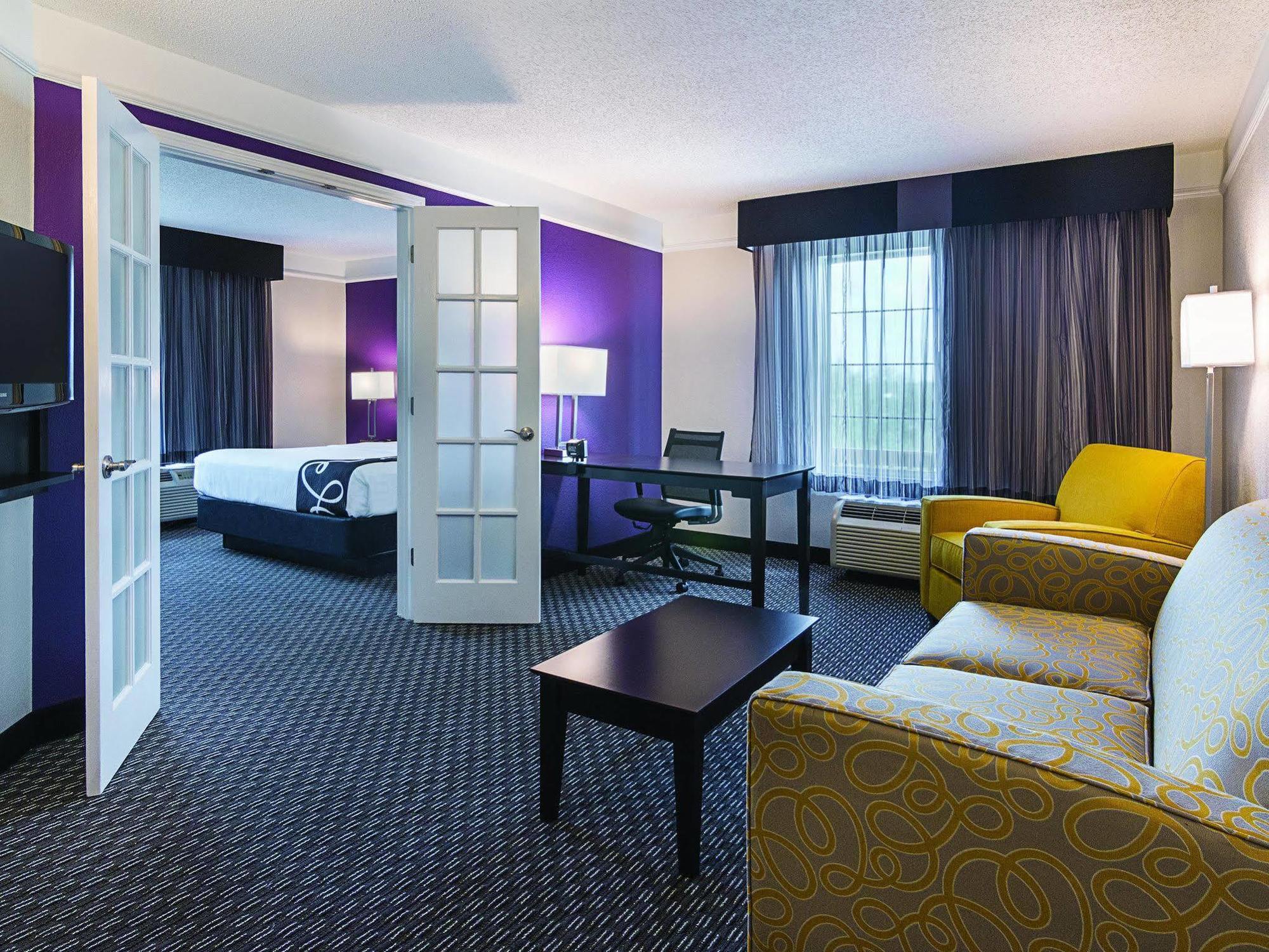 La Quinta By Wyndham Airport North