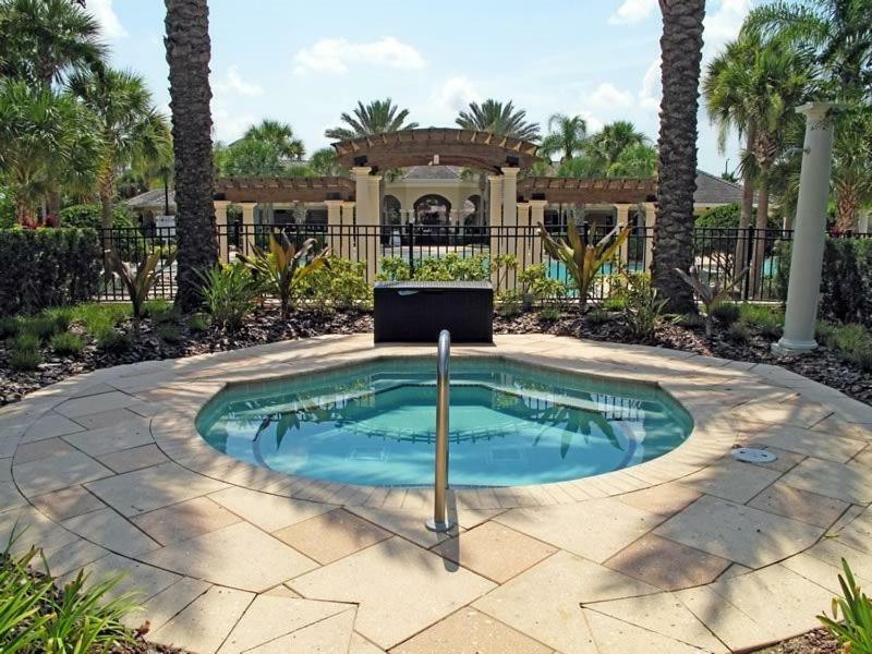 Beautiful 3 Bed 2 Bath In Windsor Hills Holiday home *