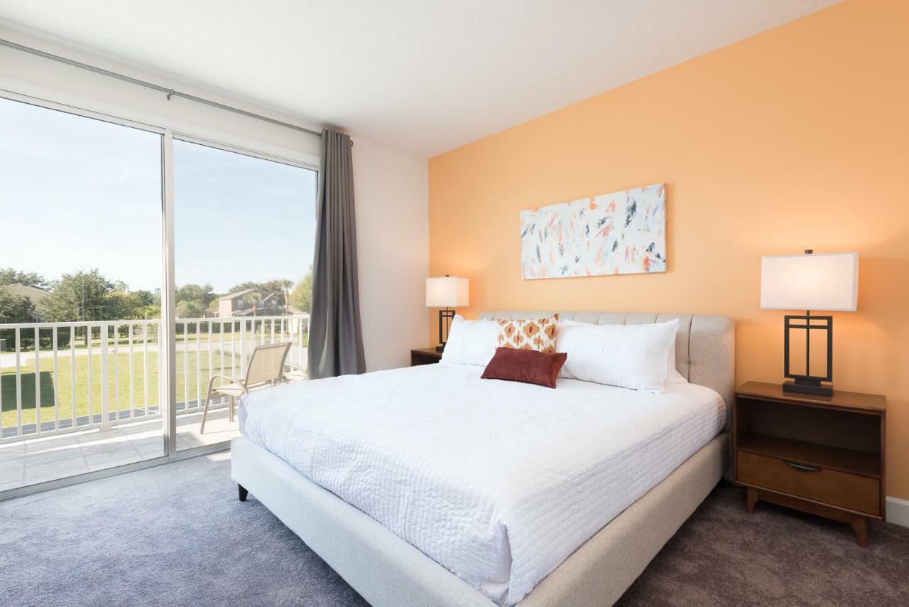 Beautiful 3 Bedroom Suites, 20 Min From Townhouse Orlando