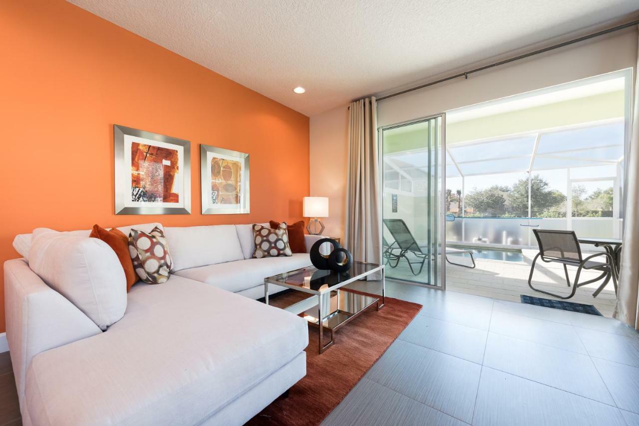 Beautiful 3 Bedroom Suites, 20 Min From Townhouse Villa