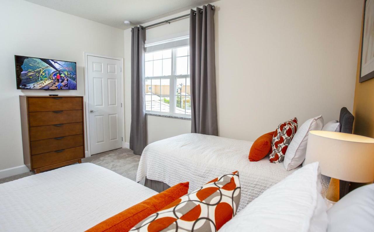 Villa Beautiful Suites At Serenity