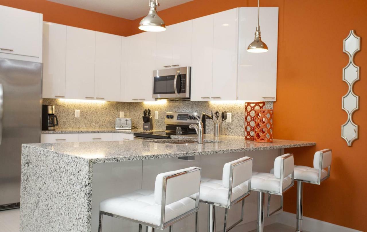 Beautiful Suites At Serenity