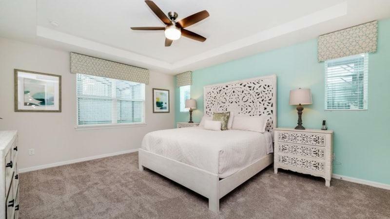 Beautiful Solara 7 Bedroom Holiday home *