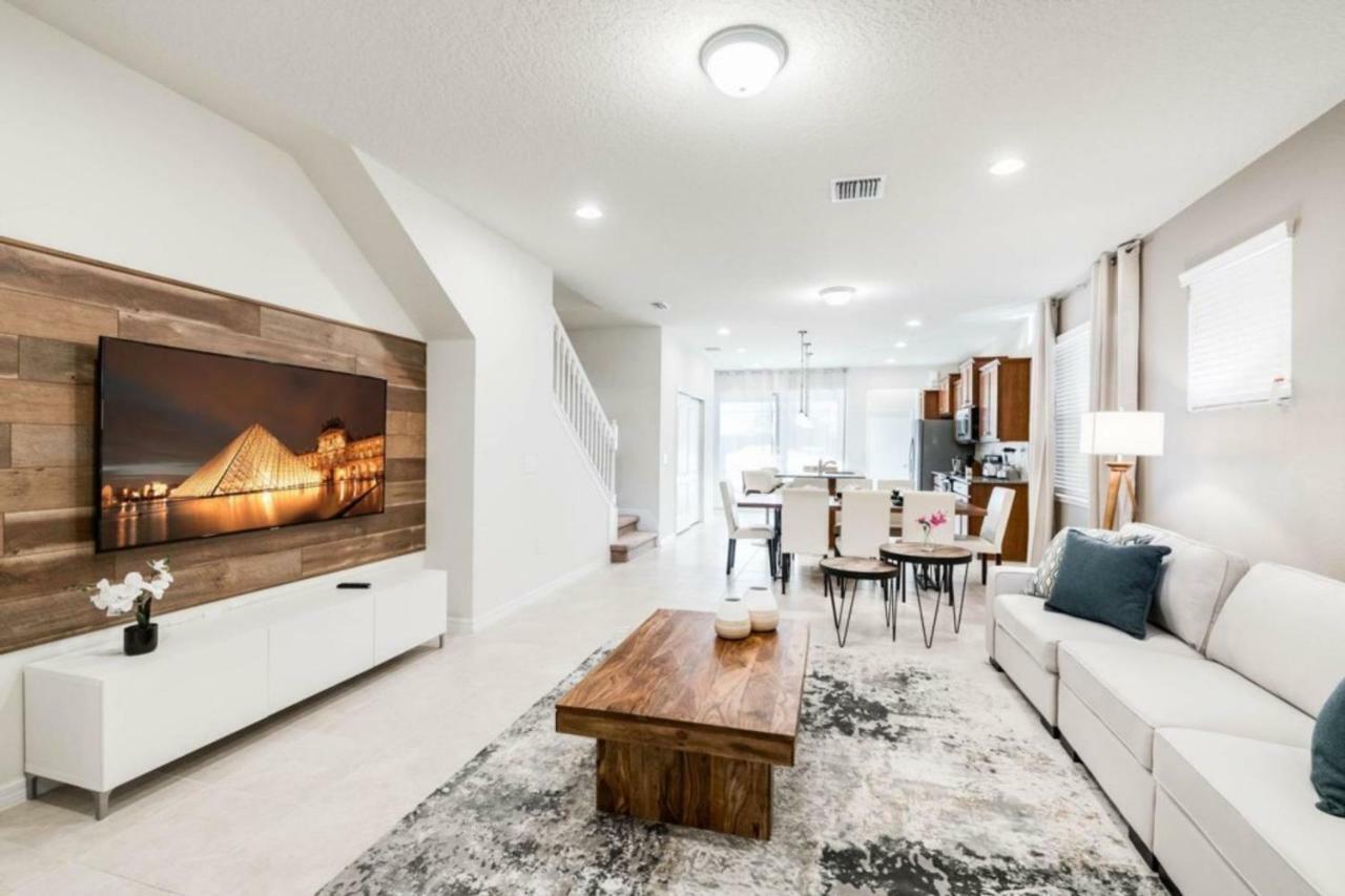 Holiday home Windsor At Westside - 1776 Lima By Fairytalevr
