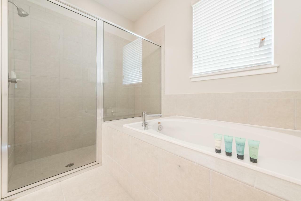 Lovely By Rentyl Near With Private Pool, Pool Table, Wet Bar & Amenities - 300f * Orlando