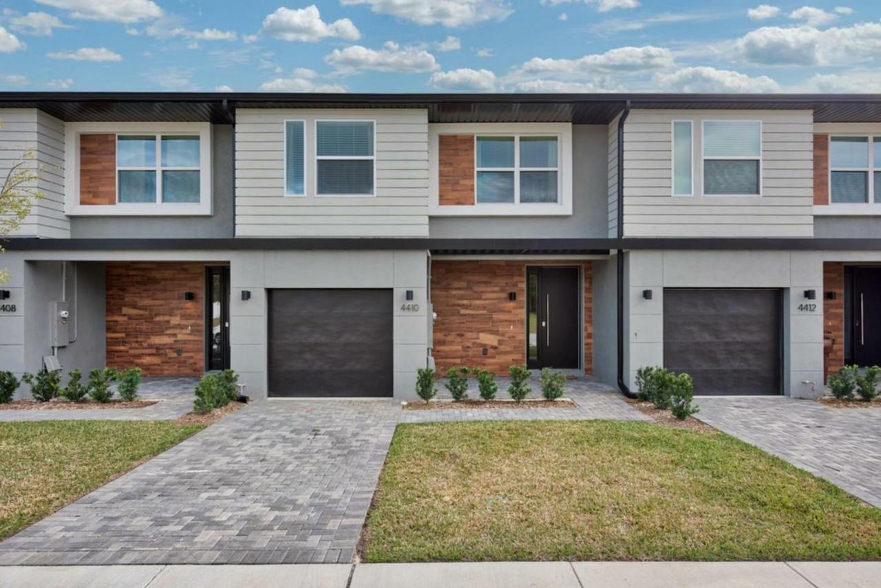 Holiday home Wonderful Townhomes With Four Bedrooms Close To Orlando