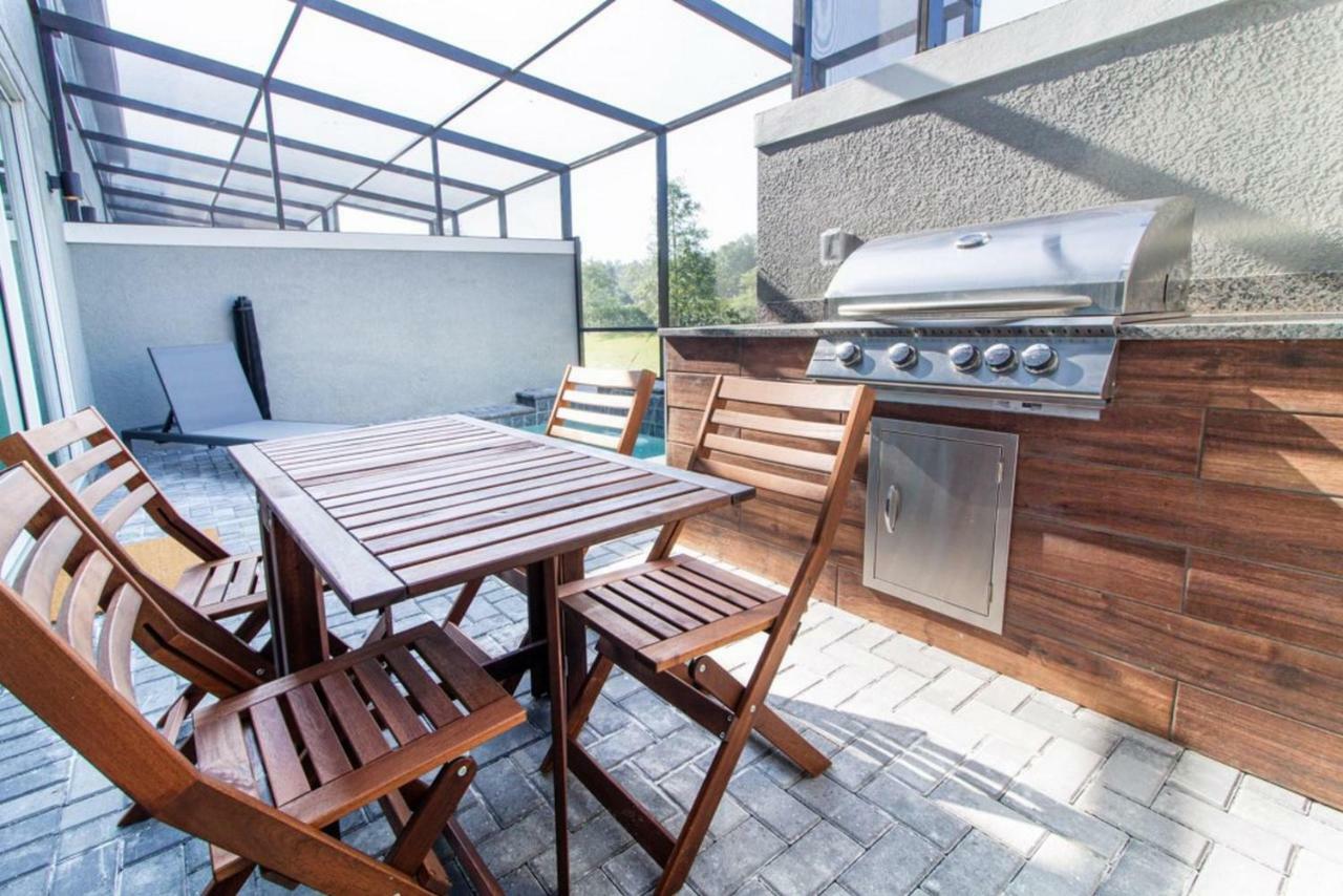 Wonderful Townhomes With Four Bedrooms Close To Holiday home