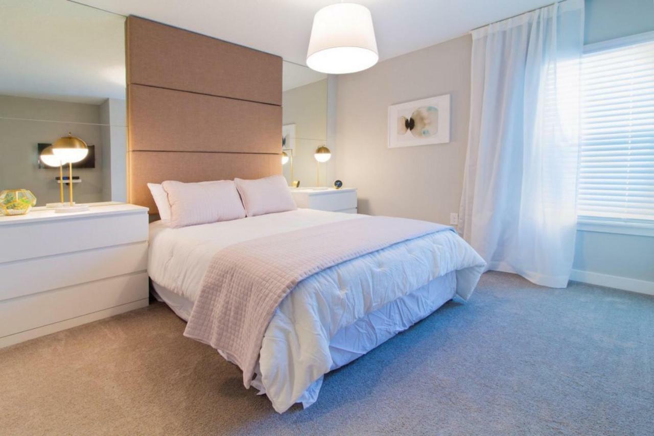Wonderful Townhomes With Four Bedrooms Close To Orlando