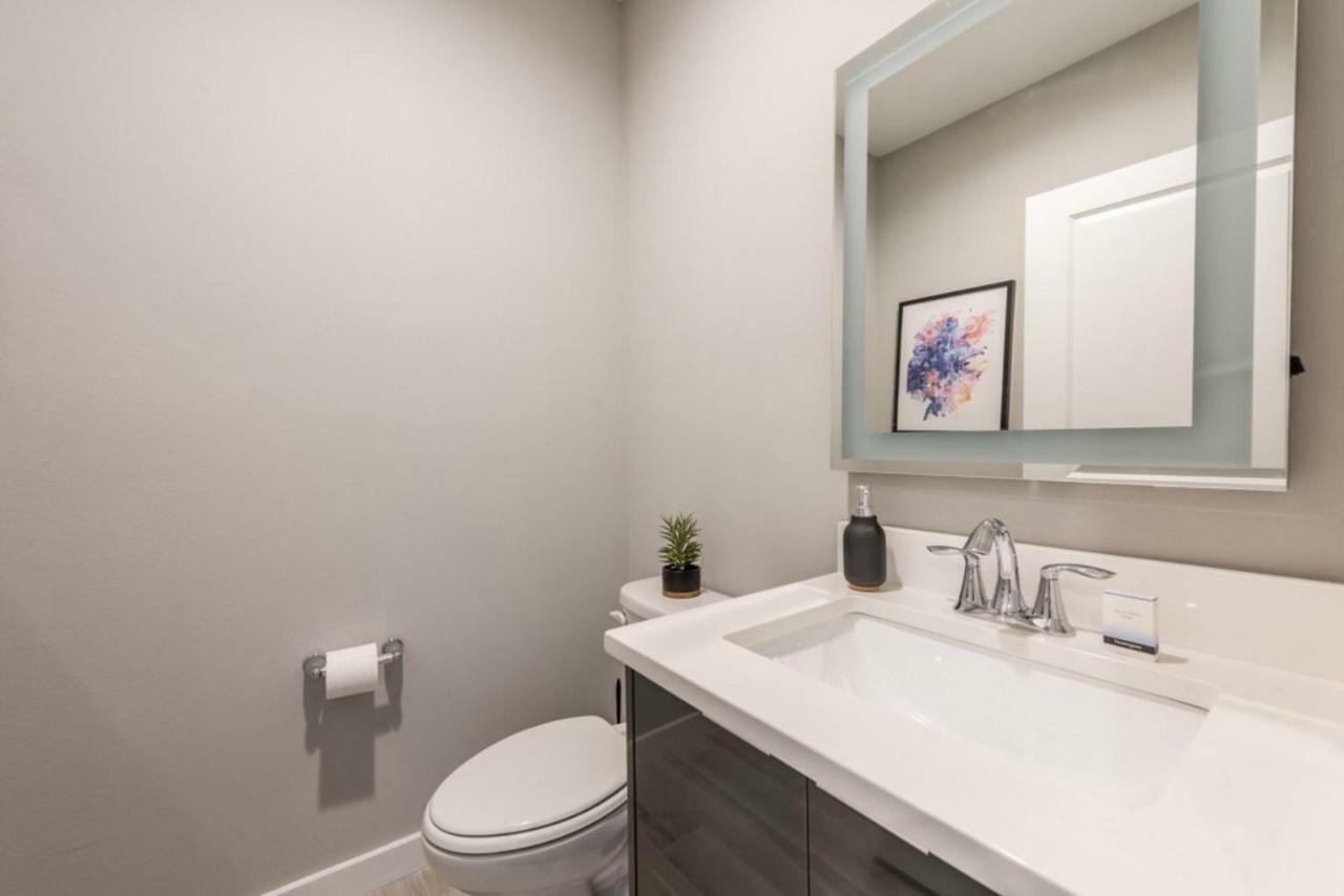 Wonderful Townhomes With Four Bedrooms Close To *