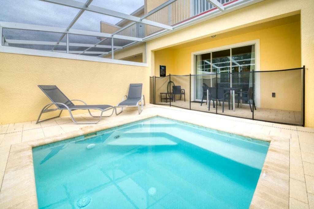 Charming Townhome With Private Pool Near Villa